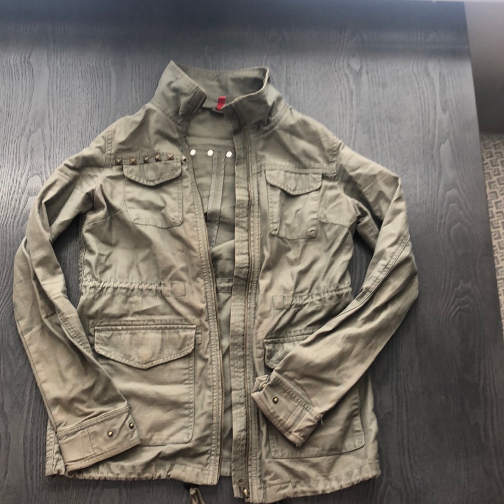 Army green Jacket